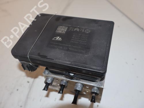Used ABS pump ABS pump PEUGEOT 208 II (UB_, UP_, UW_, UJ_) 1.2 PureTech 100 (101 hp) 34049374 34049374