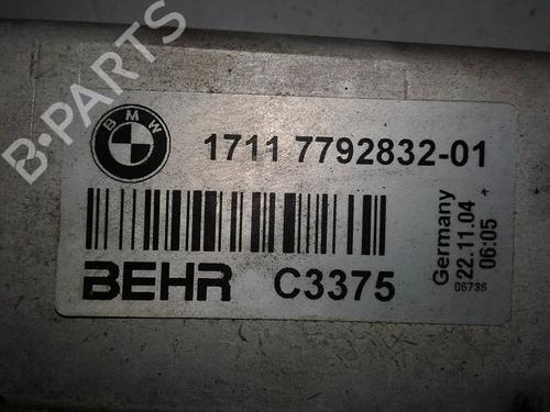 Used Water radiator BMW 5 (E60) 525 d (163 hp) 8988623