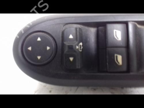 Used Left front window switch PEUGEOT 407 (6D_) 1.6 HDi 110 (6D9HZC, 6D9HYC) (109 hp) 8993935