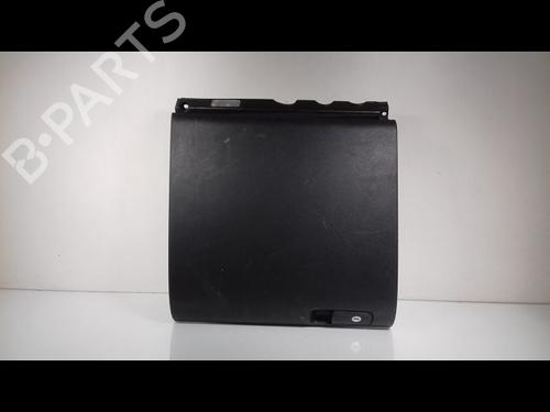 Used Glove box VW TIGUAN (5N_) 2.0 TDI (110 hp) 9002041