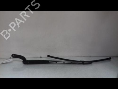 Used Front windshield wiper arm AUDI A6 C5 (4B2, 4B4) 2.5 TDI quattro (180 hp) 14894475