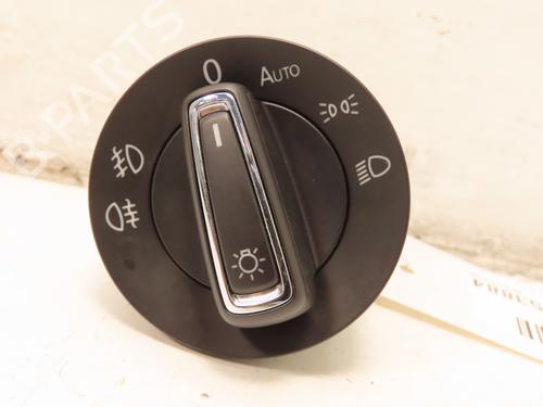 Used Headlight switch SEAT LEON (5F1) 1.5 TSI (150 hp) 29740070