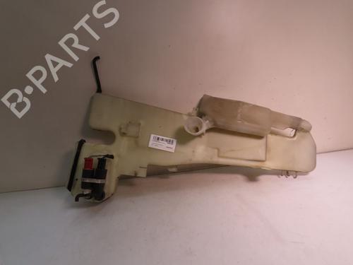 Used Windscreen washer tank HONDA CR-V II (RD_) 2.2 CTDi (RD9) (140 hp) 16479070