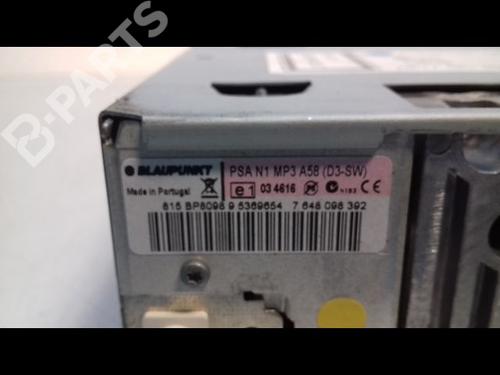 Used Radio PEUGEOT 5008 (0U_, 0E_) 1.6 HDi (110 hp) 11963815