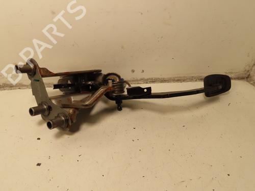 Clutch pedal RENAULT CLIO III (BR0/1, CR0/1) 1.5 dCi (BR17, CR17) | BP31302269I13