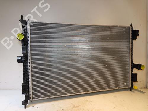 Used Water radiator PEUGEOT 3008 II SUV (MC_, MR_, MJ_, M4_) 1.2 THP/ PureTech 130 (MRHNSM, MRHNSU, MRHNSJ, MRHNYW,... (131 hp) 30950838