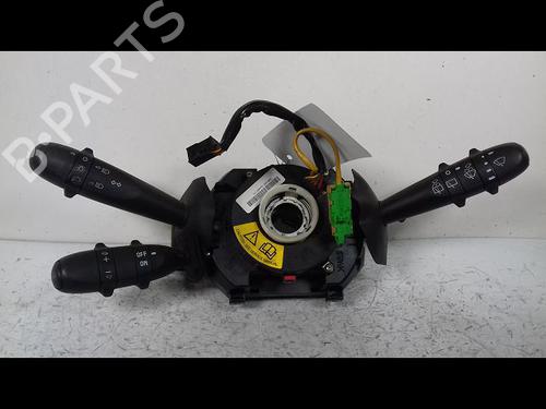 Used Steering column stalk ALFA ROMEO 147 (937_) 1.9 JTD (937.AXD1A, 937.BXD1A, 937.AXV1A, 937.BXB1A,... (115 hp) 8993989