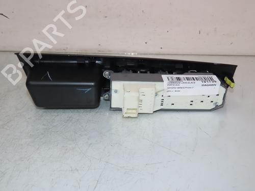 Used Left front window switch Left front window switch TOYOTA YARIS (_P13_) 1.5 Hybrid (NHP130_) (101 hp) 30953524 30953524