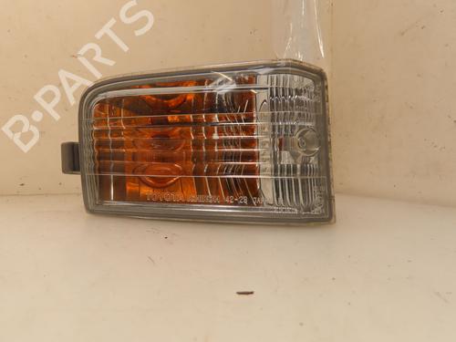 Used Right front indicator TOYOTA RAV 4 II (_A2_) 2.0 4WD (ACA21, ACA20) (150 hp) 27169156