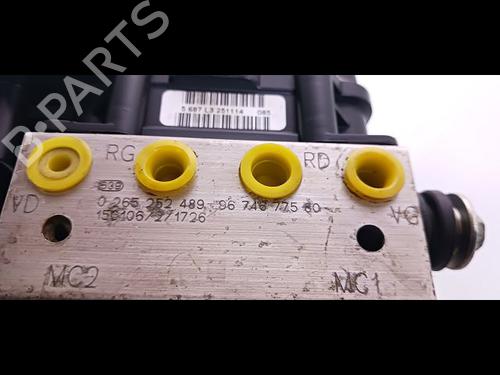 Used ABS pump PEUGEOT 3008 I MPV (0U_) 1.6 BlueHDi 120 (120 hp) 15378551