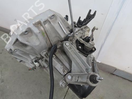 Used Gearbox RENAULT CLIO III (BR0/1, CR0/1) 1.5 dCi (75 hp) 26310873