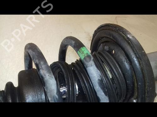 Used Right front shock absorber MITSUBISHI COLT VI (Z3_A, Z2_A) 1.5 DI-D (Z39A) (95 hp) 8981969