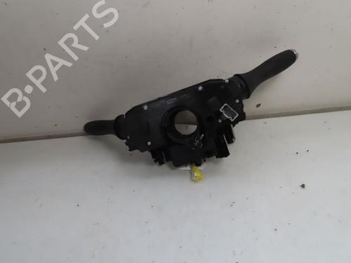 Used Steering column stalk RENAULT CLIO V (B7_) 1.5 Blue dCi 85 (B7AG) (86 hp) 22774881