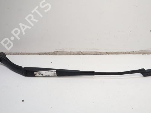 Used Front windshield wiper arm Front windshield wiper arm 37252850 37252850