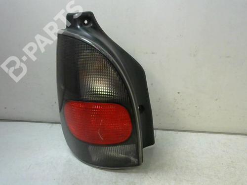 Used Left taillight RENAULT ESPACE III (JE0_) 2.2 dCi (JE0S) (115 hp) 8976295