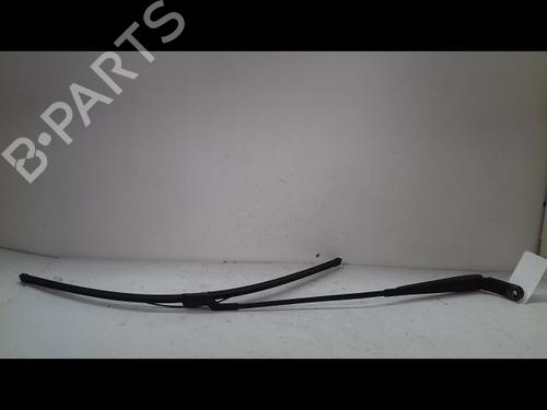 Used Front windshield wiper arm PEUGEOT 5008 (0U_, 0E_) 1.6 HDi (112 hp) 23065403