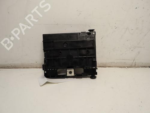 Used Fuse box Fuse box PEUGEOT 307 CC (3B) 2.0 HDi 135 (136 hp) 34357506 34357506
