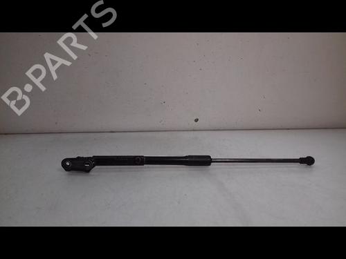 Used Tailgate lift support TOYOTA YARIS (_P13_) 1.5 (NSP131_) (112 hp) 14957465