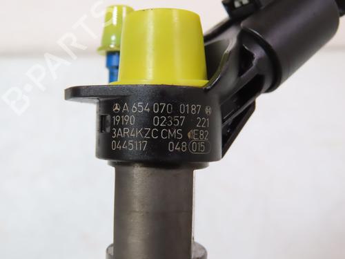 Used Injector MERCEDES-BENZ GLB (X247) GLB 200 d (247.612) (150 hp) 30979375