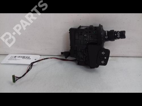 Used Steering column stalk RENAULT SCÉNIC II (JM0/1_) 1.9 dCi (JM0G, JM12, JM1G, JM2C) (120 hp) 8982034