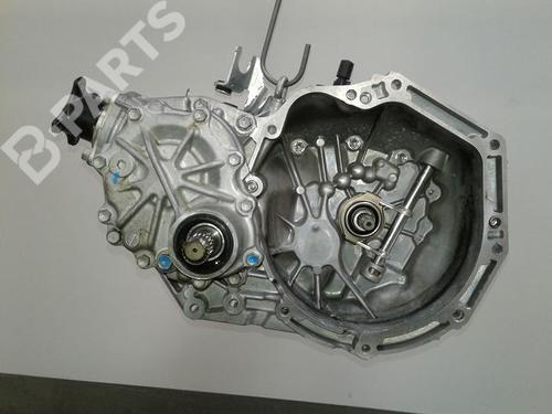 Used Gearbox SUZUKI SWIFT IV (FZ, NZ) 1.2 4x4 (AZG412, ZD72S) (90 hp) 8979959