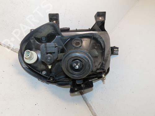 Used Right headlight RENAULT CLIO II (BB_, CB_) 1.4 (B/CB0C, B/CB0S) (75 hp) 31078048