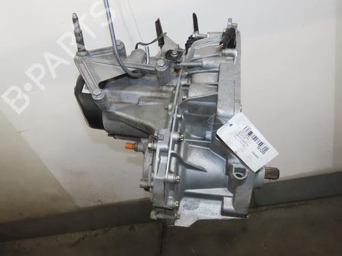 Used Gearbox Gearbox RENAULT CLIO II (BB_, CB_) 1.6 16V (BB01, BB0H, BB0T, BB14, BB1D, BB1R, BB2KL, BB3G... (107 hp) 31747636 31747636