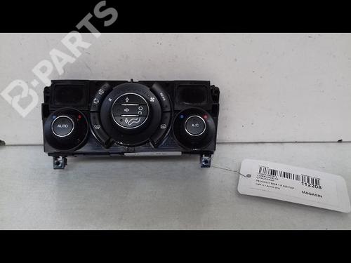 Used Climate control PEUGEOT 5008 (0U_, 0E_) 1.6 HDi (112 hp) 8988290