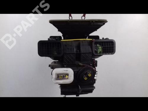 Used Heater matrix box Heater matrix box RENAULT TRAFIC III Van (FG_) 1.6 dCi 140 (FGMA) (140 hp) 8989856 8989856