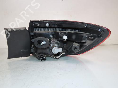 Used Left taillight RENAULT CLIO V (B7_) 1.0 TCe 100 (B7MT) (101 hp) 27489076