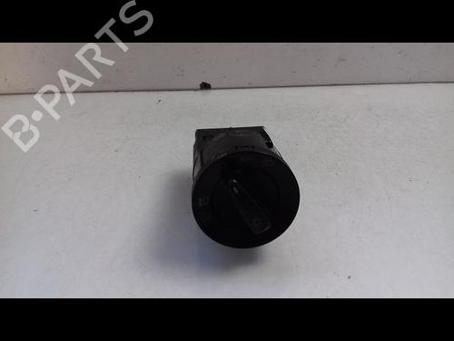 Used Headlight switch VW NEW BEETLE (9C1, 1C1) 1.9 TDI (101 hp) 8980648