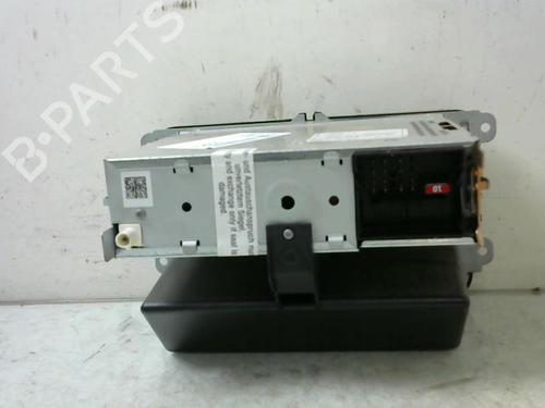 Used Radio Radio VW POLO V (6R1, 6C1) 1.6 TDI (75 hp) 8975812 8975812