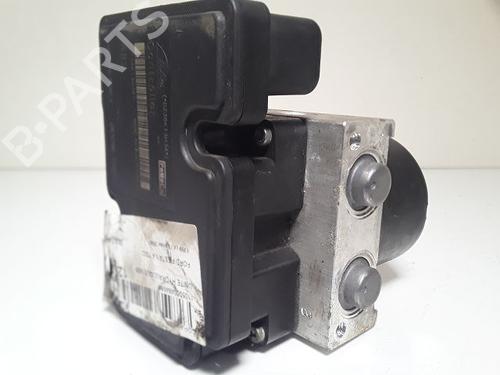 Used ABS pump FORD FIESTA VI (CB1, CCN) 1.4 TDCi (68 hp) 9002227