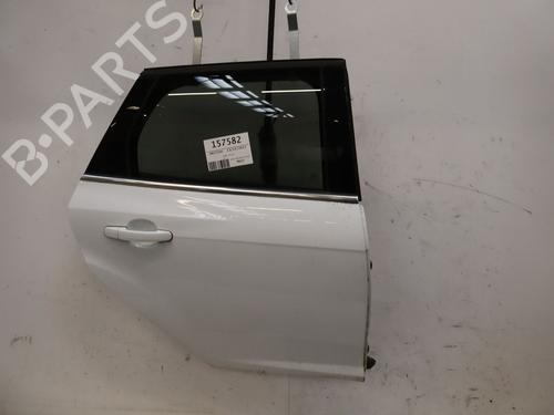 Dør højre bagtil Dør højre bagtil FORD FOCUS III Turnier 1.0 EcoBoost (125 hp) 33248412 33248412