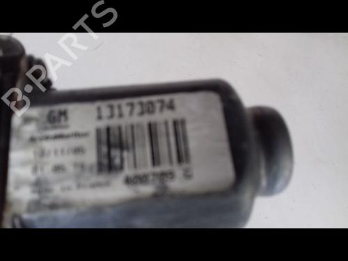 Used Front right window mechanism OPEL CORSA C (X01) 1.3 CDTI (F08, F68) (70 hp) 9411533