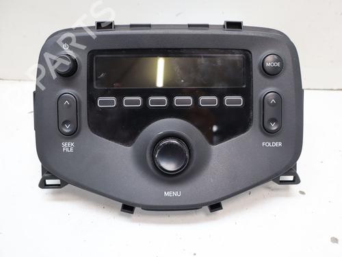 Used Radio Radio 39219081 39219081