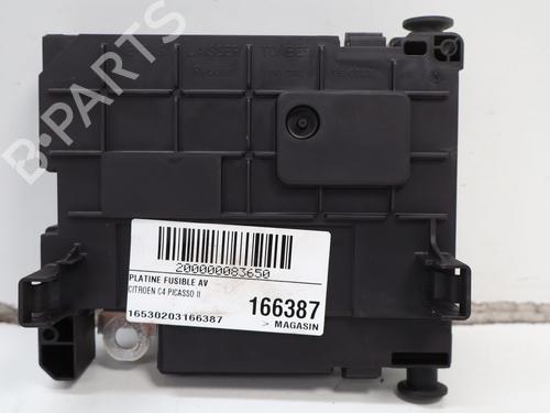 Used Fuse box Fuse box CITROËN C4 Grand Picasso II (DA_, DE_) 1.6 THP 165 (165 hp) 39627294 39627294