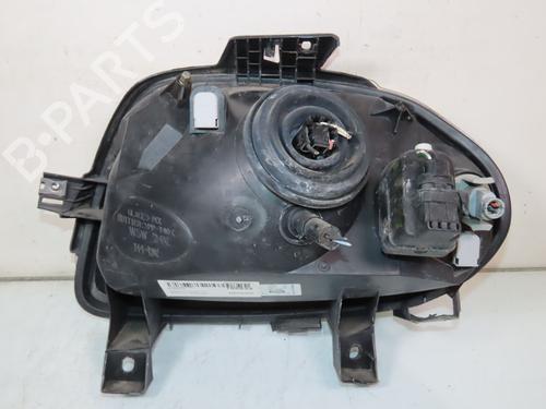 Used Right headlight RENAULT CLIO II (BB_, CB_) 1.2 (BB0A, BB0F, BB10, BB1K, BB28, BB2D, BB2H, CB0A,... (58 hp) 27245956