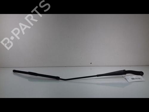 Used Front windshield wiper arm FIAT GRANDE PUNTO (199_) 1.3 D Multijet (75 hp) 14894198