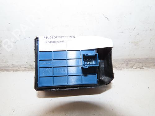 Used Left front window switch PEUGEOT BIPPER Tepee 1.3 HDi 75 (75 hp) 29442240