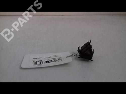 Used Warning switch MERCEDES-BENZ B-CLASS Sports Tourer (W245) B 200 (245.233) (136 hp) 10494235