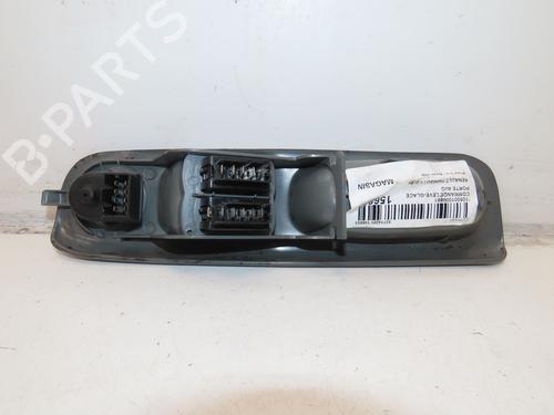 Used Left front window switch RENAULT TWINGO I (C06_) 1.2 (C066, C068) (58 hp) 30953563
