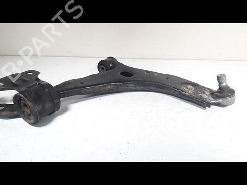 Used Right front suspension arm VOLVO V40 Hatchback (525) D2 (120 hp) 14889782