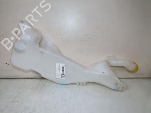 Used Windscreen washer tank RENAULT MEGANE IV Hatchback (B9A/M/N_) 1.5 Blue dCi 115 (B9A6) (116 hp) 30955256