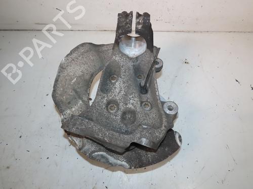 Fusee rechts voor BMW 3 Touring (F31) 318 d (143 hp) 31302286