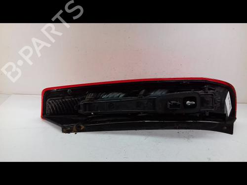 Used Left taillight FORD FIESTA V (JH_, JD_) 1.4 16V (80 hp) 8999043