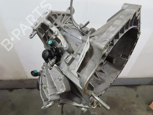 gearbox-fiat-tipo-hatchback-356_-357_-2016-29442208 main image