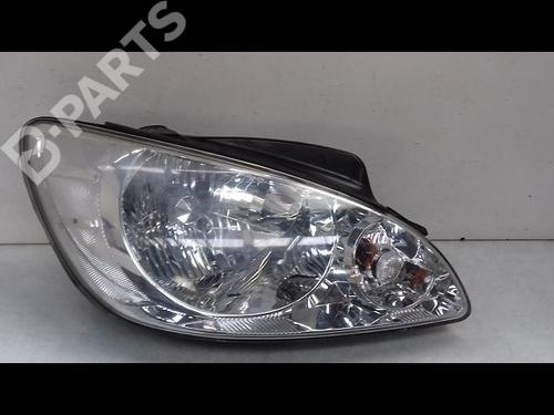 Used Right headlight HYUNDAI GETZ (TB) 1.1 (67 hp) 8985852
