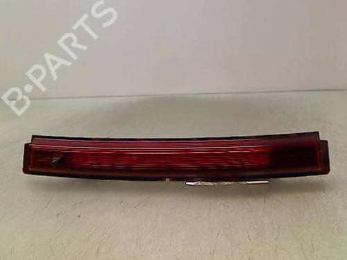 Used Third brake light RENAULT CAPTUR I (J5_, H5_) 1.5 dCi 90 (J5N4, J5M5, J5MW, J5M6, J5AL, J5AJ) (90 hp) 8977871