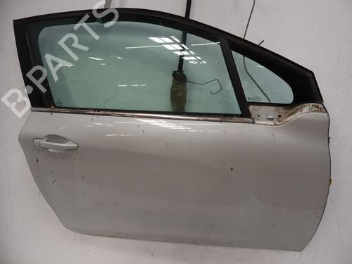 Used Right front door Right front door 39219698 39219698